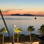 Sea Side 21